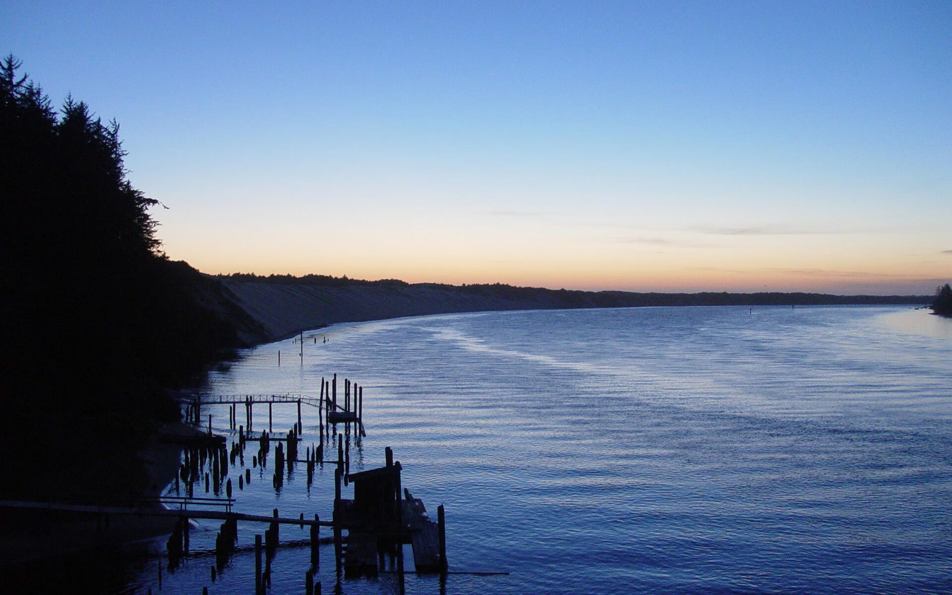 中超球队边锋与边后卫配合成功率趋势，中超右边锋